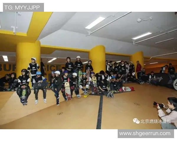 与张娜畅谈滑板生涯的挑战与成就探索她的梦想与坚持之路 与张娜畅谈滑板生涯的挑战与成就探索她的梦想与坚持之路